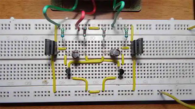  merupakan salah satu rangkaian elektro yang sungguh diperlukan di daerah yang memang belu Skema Rangkaian Inverter DC to AC Sederhana