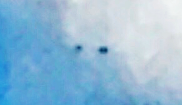 UFO News ~ Three UFOs watch plane flying in Australia plus MORE UFO%252C%2Bsecret%252C%2Bclouds%252C%2B2017%252C%2Bnovember%252C%2Bnews%252C%2Bsighting%252C%2Baliens%252C%2B