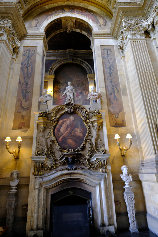 thequacksoflife: Pre-Raphaelite glass and Castle Howard