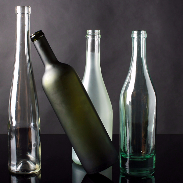 {five minute friday} The Easiest Way to Remove Wine Bottle Labels
