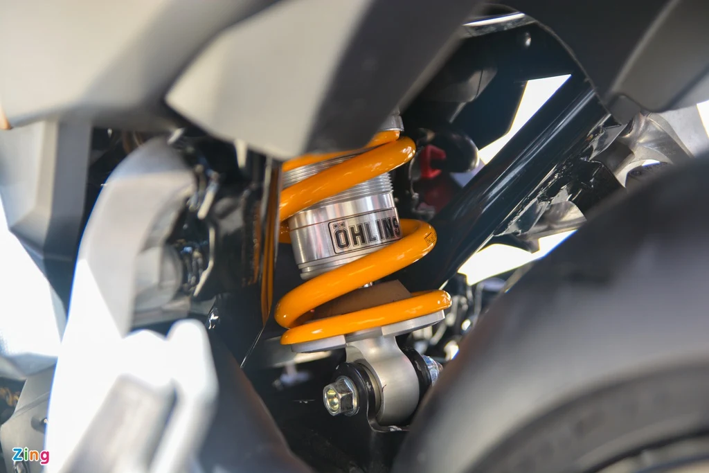 Chi tiết Honda Winner X với dàn chân Honda CB150R Neo Sport Cafe