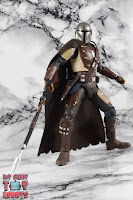 S.H. Figuarts The Mandalorian 29