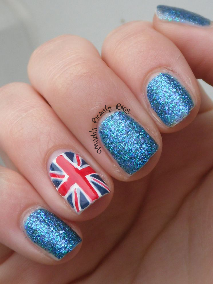 Misch's Beauty Blog NOTD June 26th Union Jack Nail Art