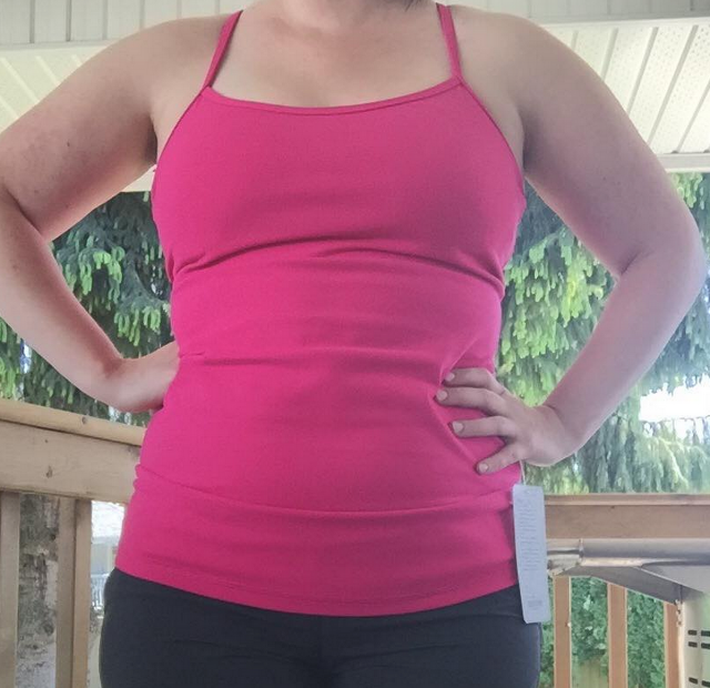 http://www.anrdoezrs.net/links/7680158/type/dlg/http://shop.lululemon.com/products/clothes-accessories/tanks-light-support/Power-Y-Tank-Luon?cc=0001&sli=1