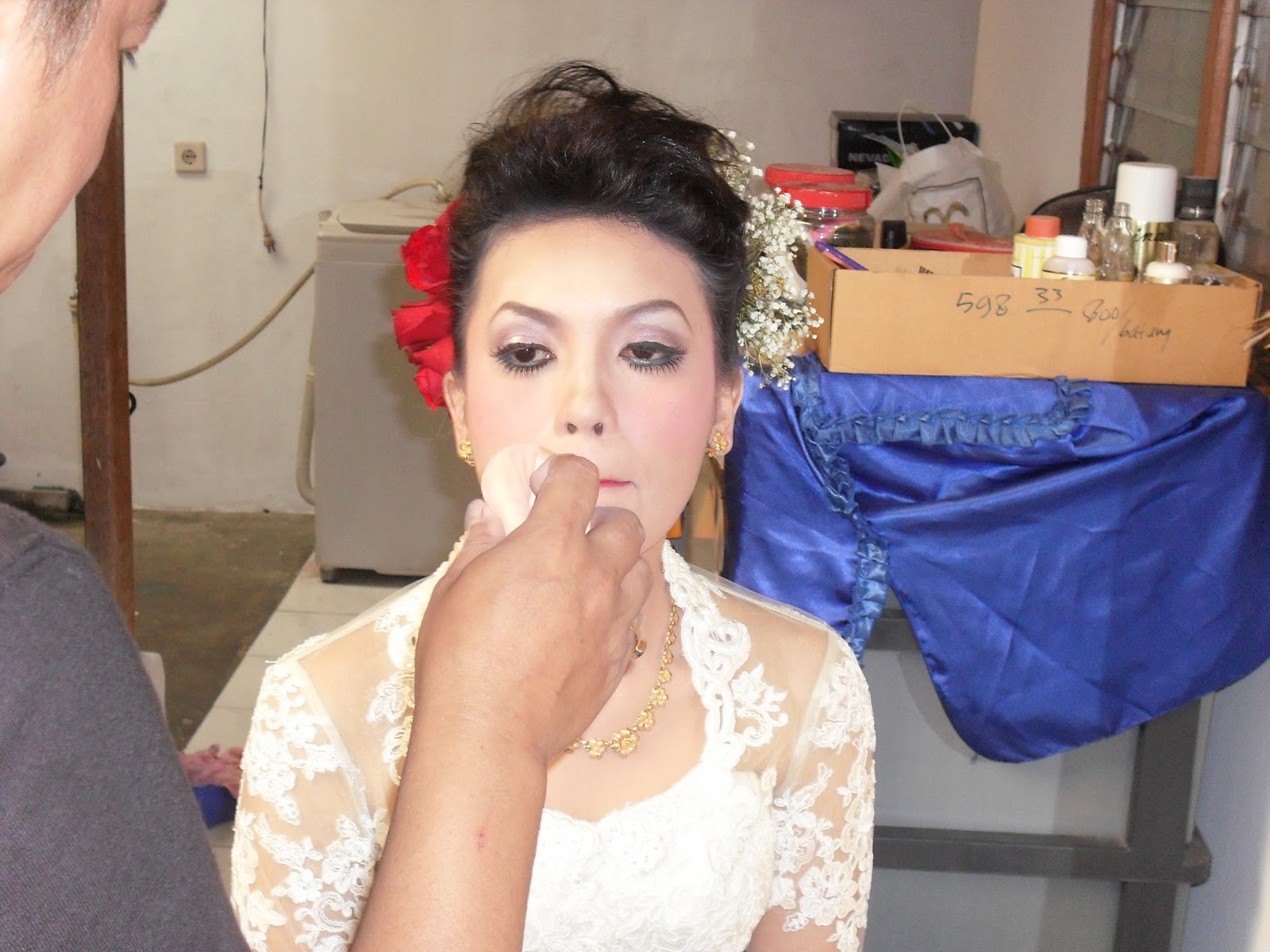 Bengkel Wedding Modern Make Up Artist Oktober 2011