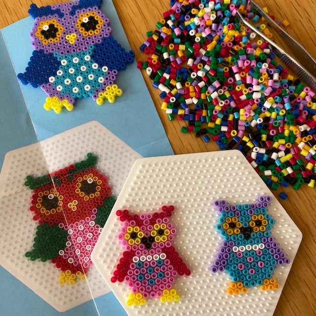Aja para Araña Jennifer's Little World blog - Parenting, craft and travel: Mini Hama bead  owl picture