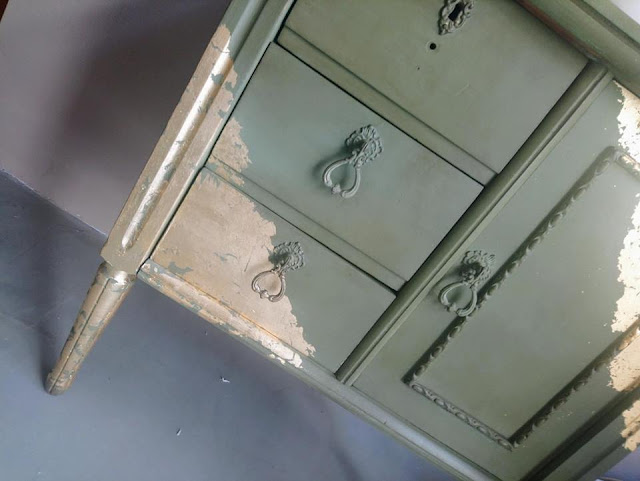 Ένα κομοδίνο αλλιώτικo! 6 Annie Sloan Greece Ένα κομοδίνο αλλιώτικo! 6 Annie Sloan Greece