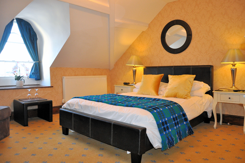 Llety Teifi Guesthouse, Cardigan, Ceredigion www.aroundaboutbritain.co