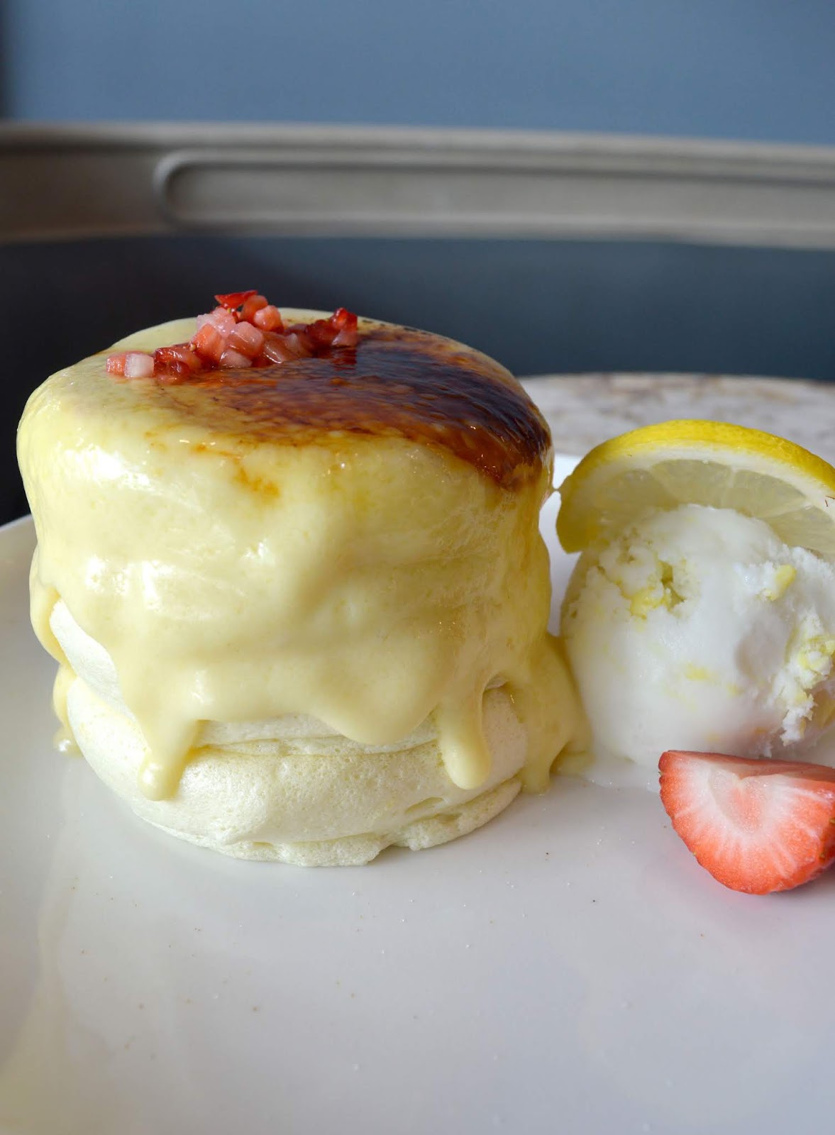 Trying Souffle Pancakes at Fufu Pancake Cafe in Vancouver