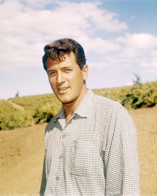 20 Color Portraits of a Young and Handsome Rock Hudson From the 1940s