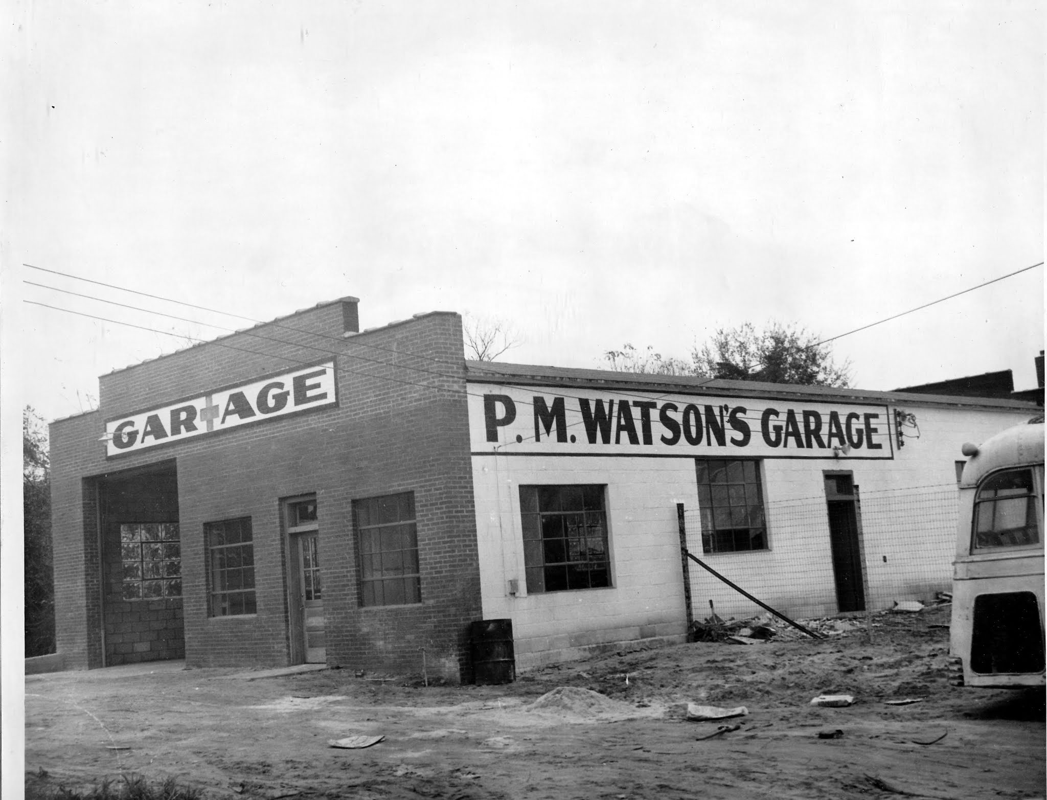 IMAGES OF OUR PAST P.M. WATSON'S GARAGE 1960S, SOUTH JEFFERSON ST., DUBLIN, GA