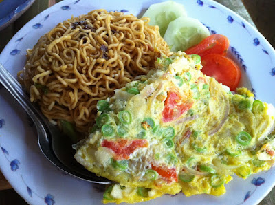 Daily Meal at Mount Rinjani Daily Meal at Mount Rinjani