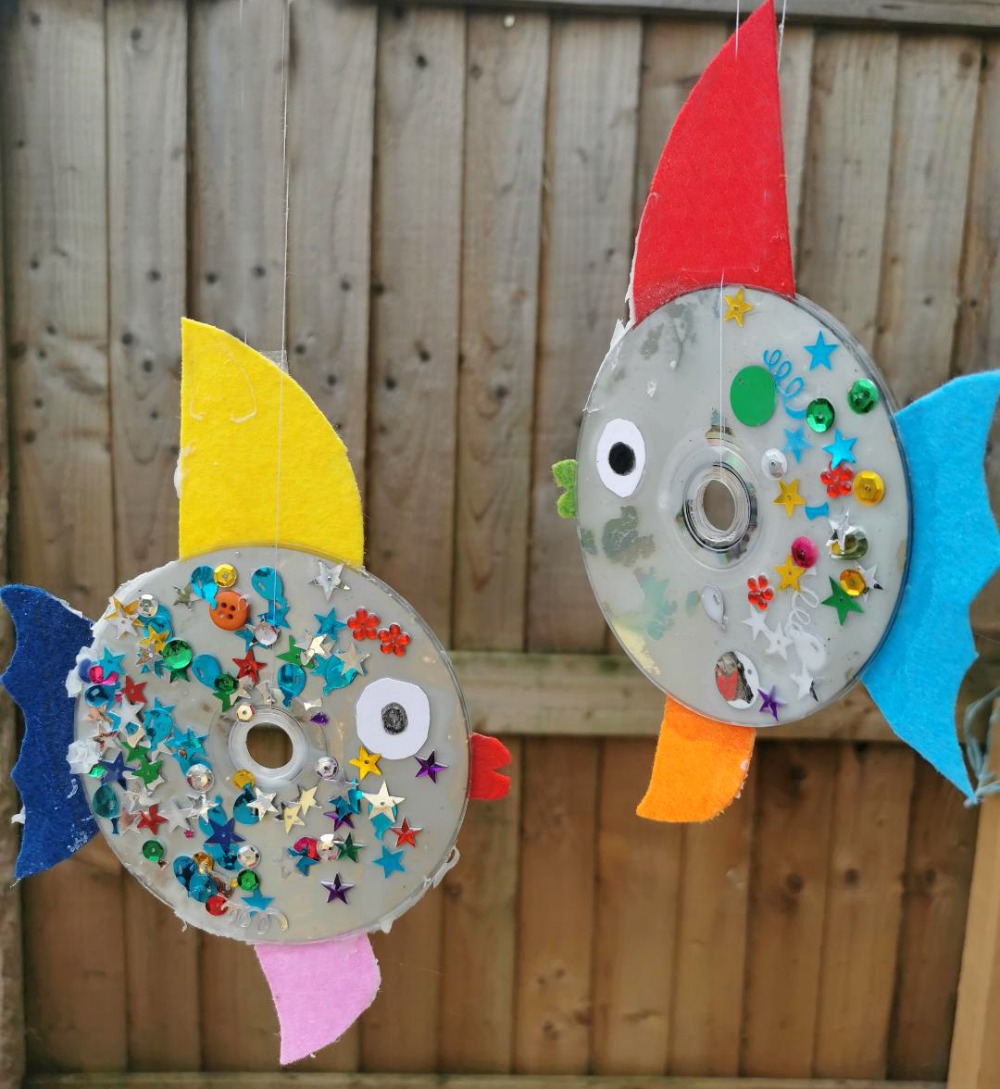 Under The Sea Themed Crafts For Kids - CD Fish Craft