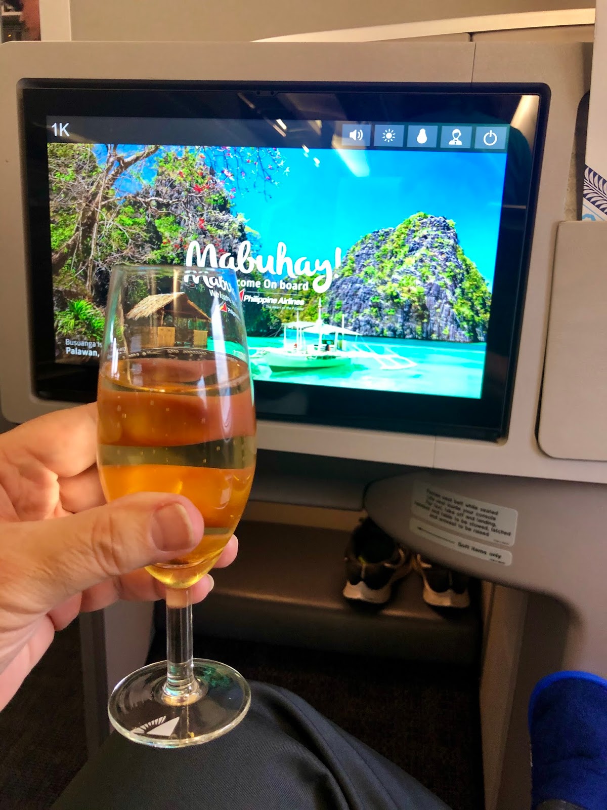 GREAT EATS HAWAII PHILIPPINE AIRLINES MANILA TO HONOLULU