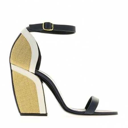 Latest Fashion Shoes ~ Fashion Point