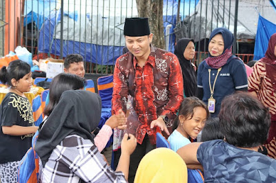 Bantu Permodalan Tanpa Agunan, Bupati Nur Arifin Salurkan Kredit Gangsar Kepada Pedagang Pasar Basah