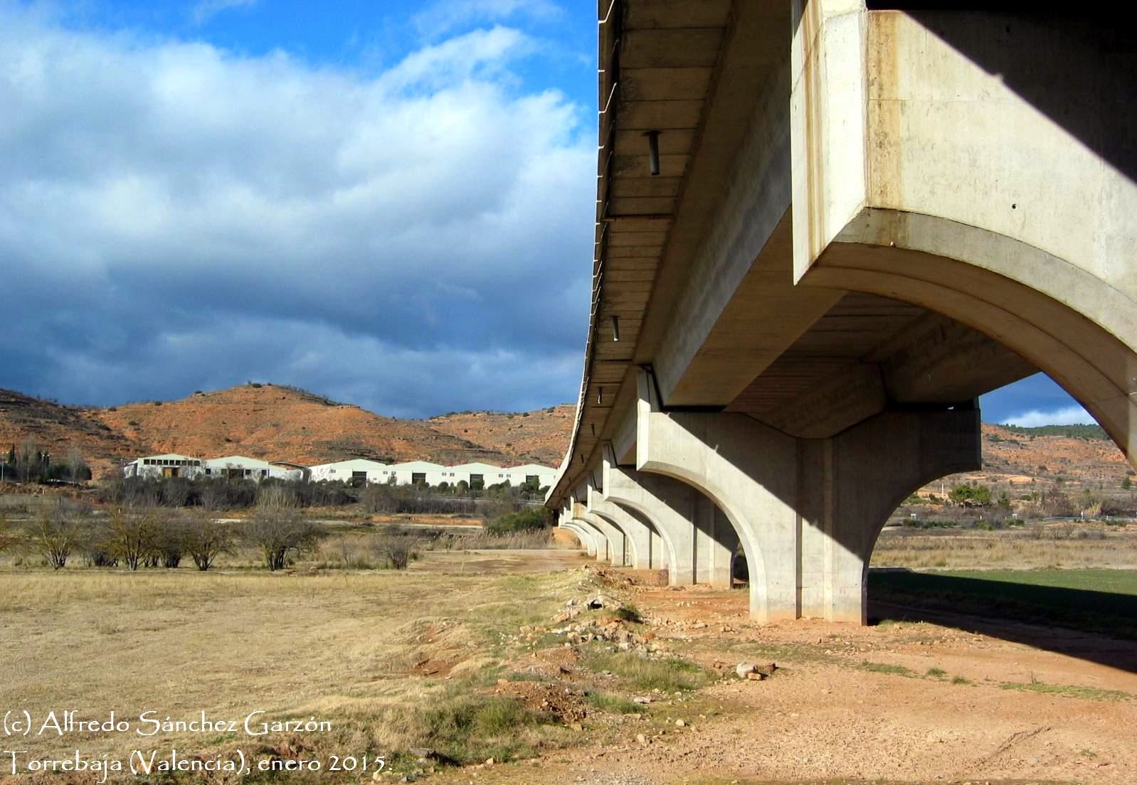 torrebaja-puente-carretera-330 torrebaja-puente-carretera-330