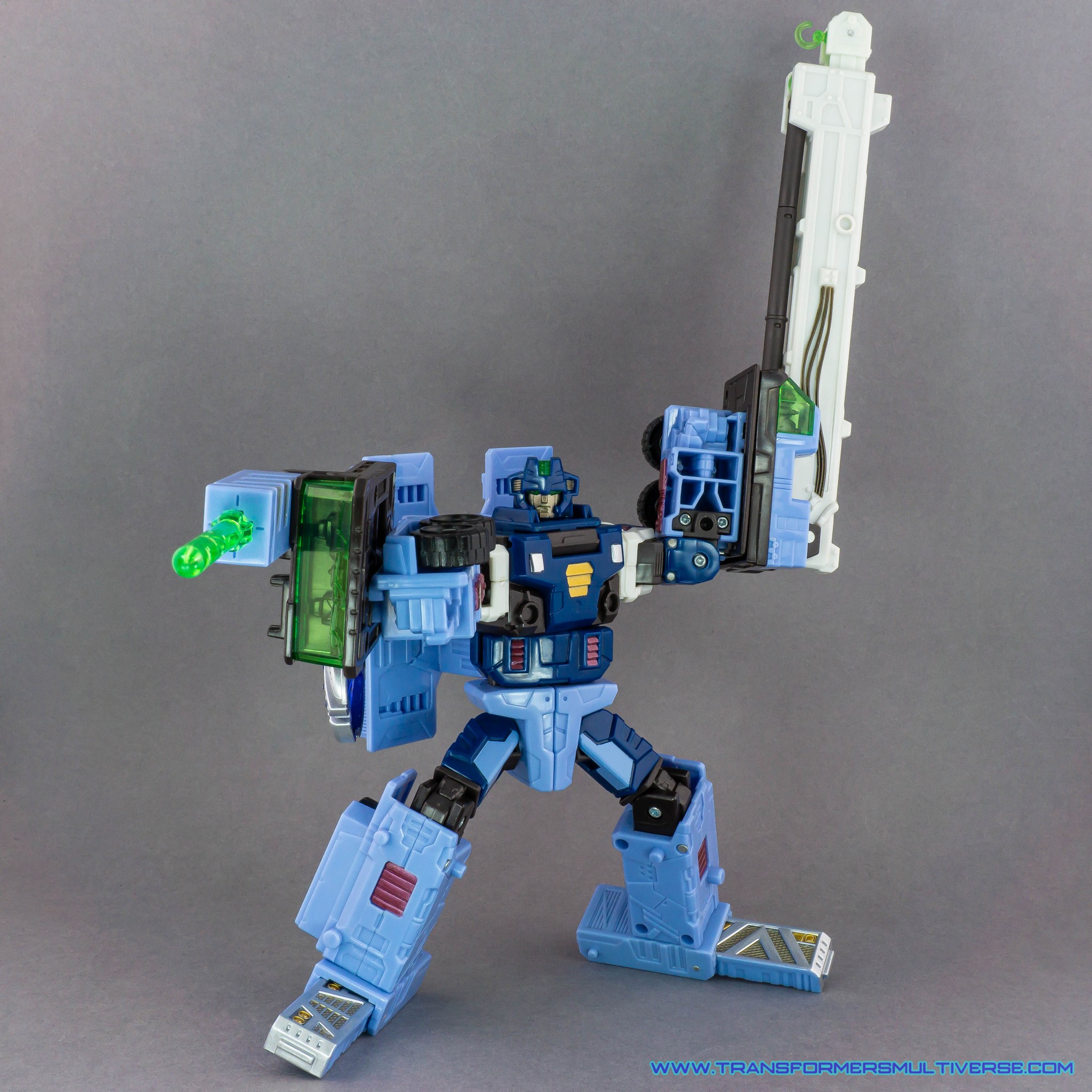 Transformers Cybertron Mudflap arm cannon deployed 1