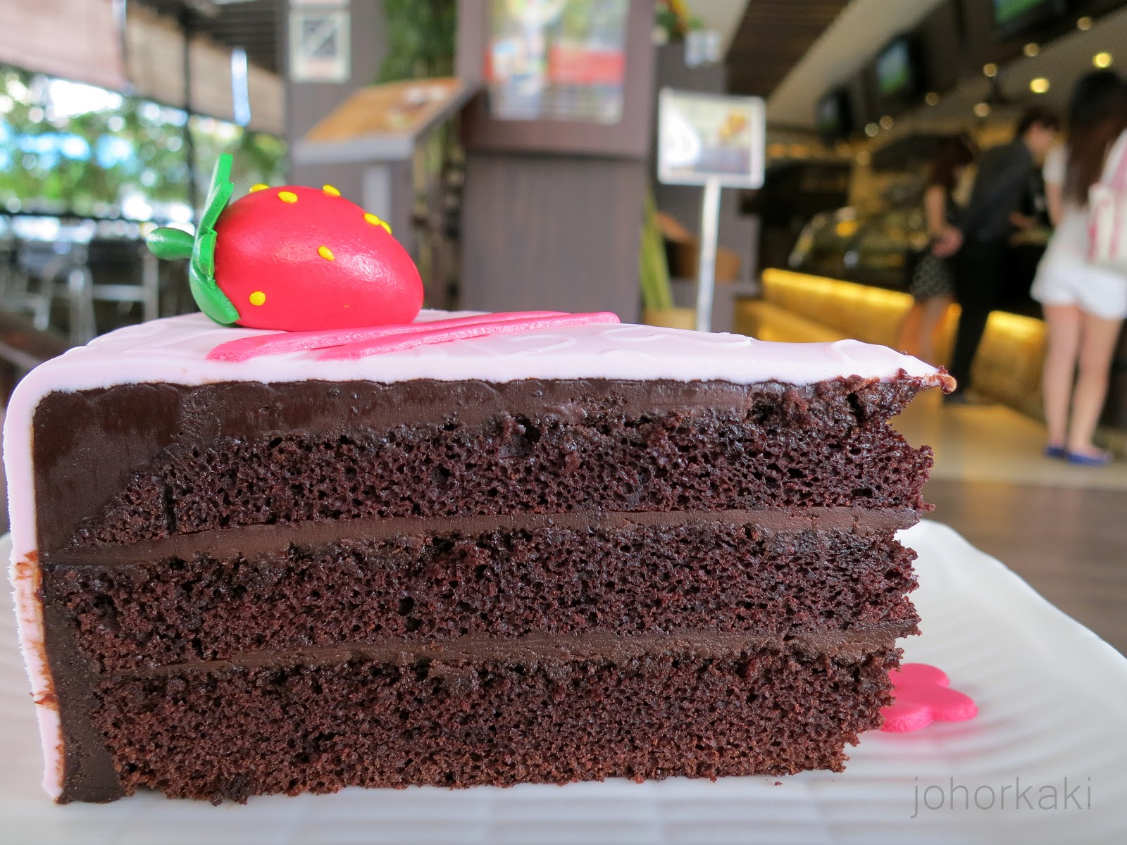 Designer Fondant Cakes by Moonlight Cake House in Johor Bahru Tony