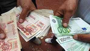 سعر العملات مقابل الدينار الجزائري اليوم سعر الدولار واليورو في الجزائر اليوم