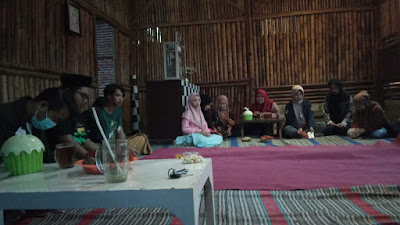 KKN IAIN Jember Bersama APD Penambangan : Kita Majukan Desa Di Masa Pandemi Covid-19 KKN IAIN Jember Bersama APD Penambangan : Kita Majukan Desa Di Masa Pandemi Covid-19