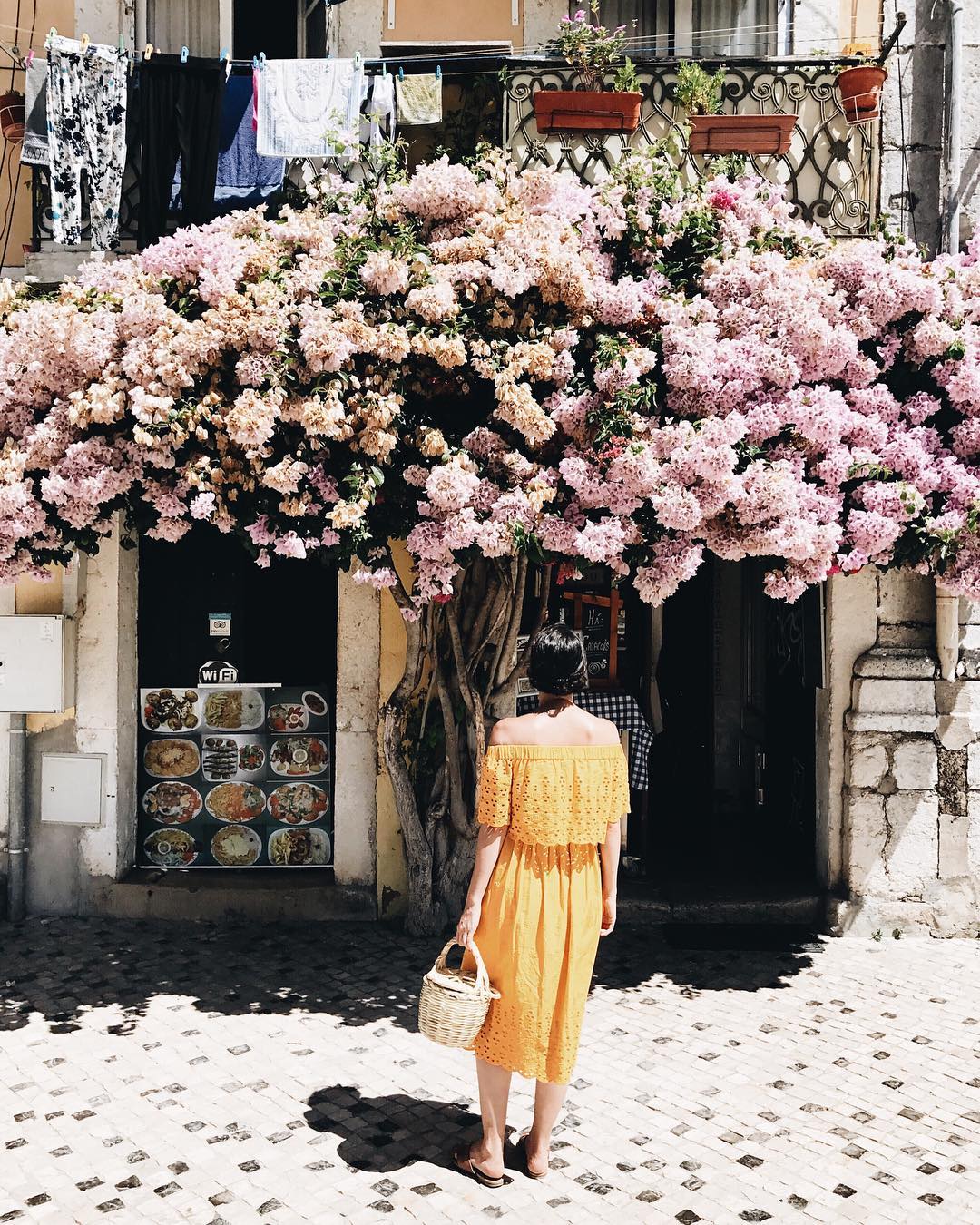 Weekday Wanderlust | Places: Lisbon, Portugal with @andreannu