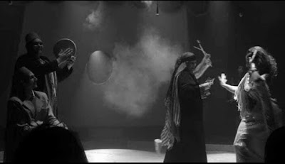 نيفين بطرس : النجمه سميره أحمد وصفتنى ب \"الهاربه\" من فيلم سينمائى