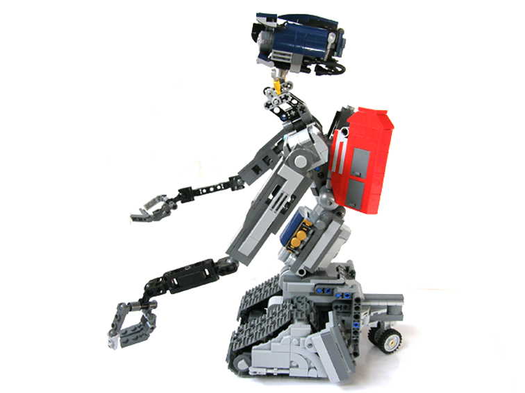 NEWS: Johnny 5 is alive (in LEGO) | The Test Pit