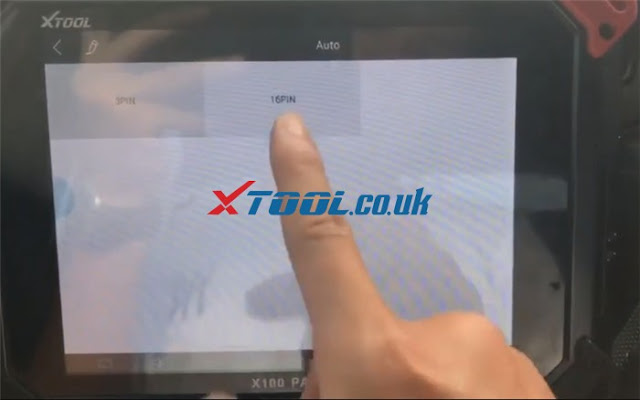 Programmazione 2020 Honda Brio Chiave di Ricambio con Xtool X100 Pad2 04