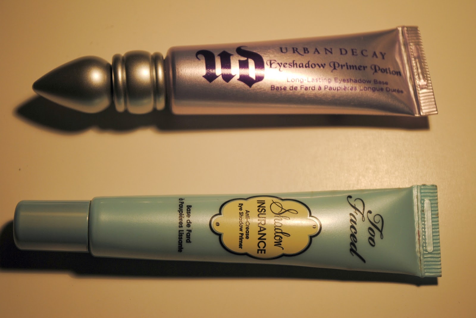 Lizzie Loves Makeup Urban Decay Primer Potion VS. Too Faced Shadow Insurance