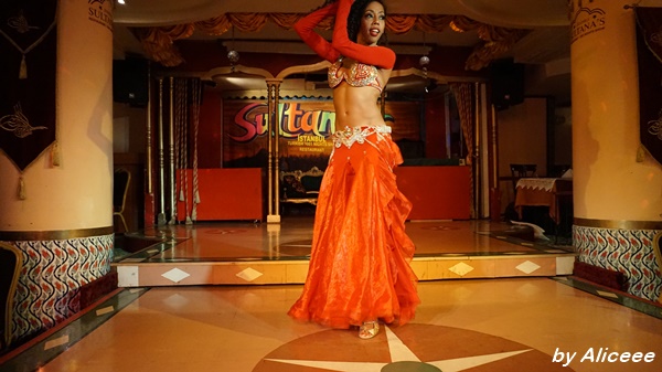Sultana`s-restaurant-belly-dance-Istanbul-review