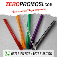 Pulpen Souvenir Promosi Segitiga, Pulpen gel, Souvenir Pulpen segitiga, pen segitiga, Souvenir unik, Souvenir Pulpen Segitiga, Souvenir Pulpen gel