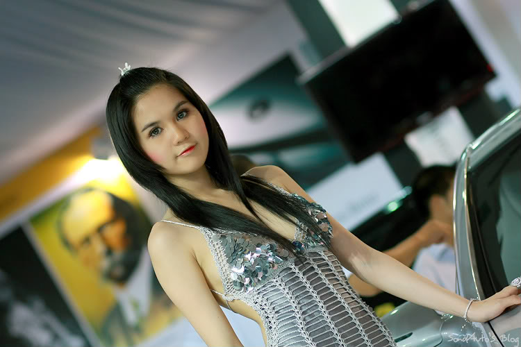 Ngoc Trinh Sexy Girl At Auto Show Viet Nam Bikini Model 1000 Asian