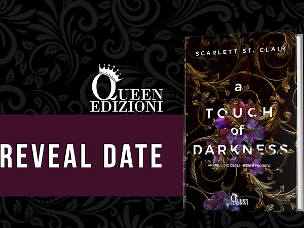 A TOUCH OF DARKNESS, Scarlett St. Clair. Cover & Date Reveal.