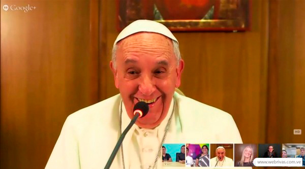 Papa Francisco a través de Hangout