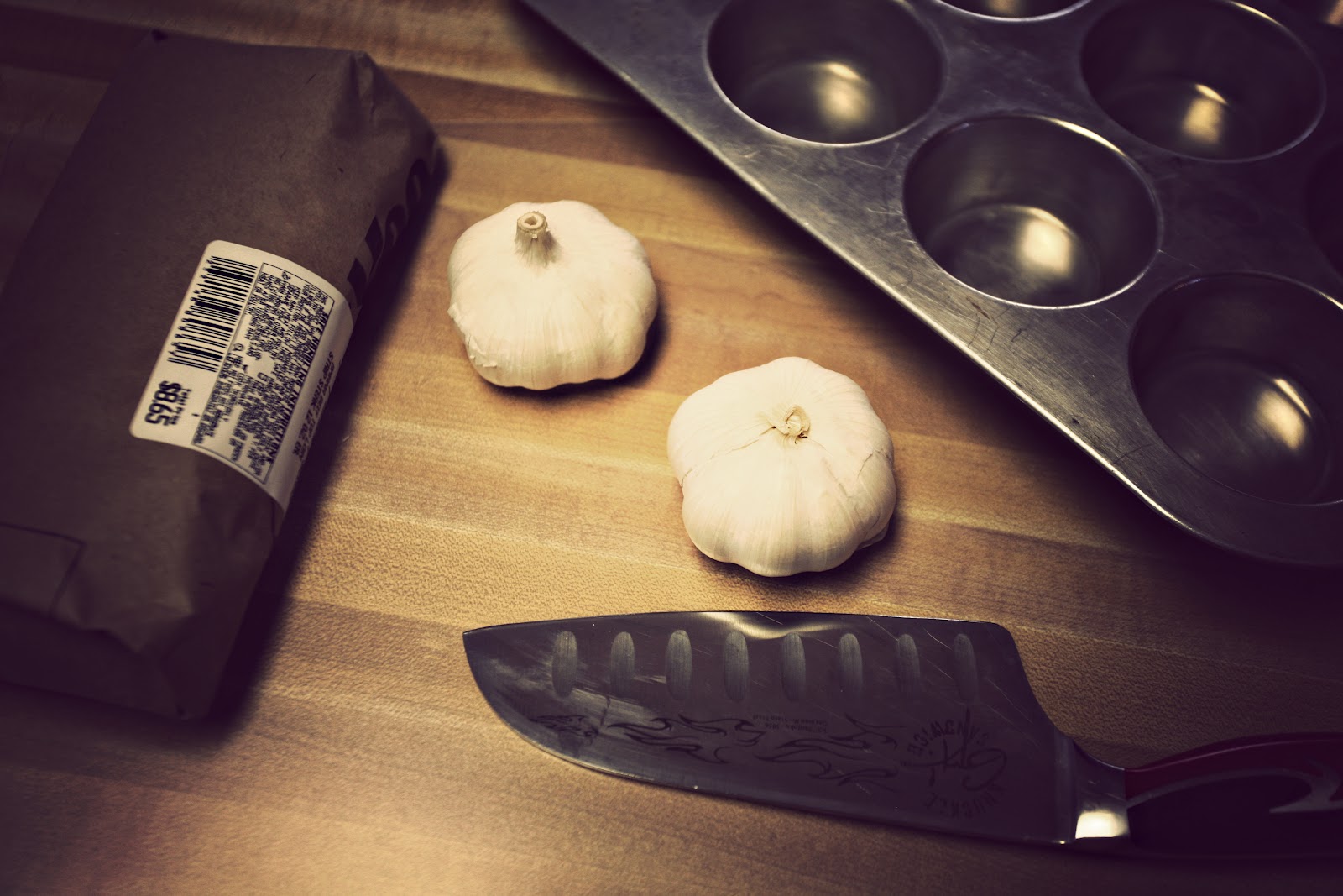 Sundae Cooking at Home Roasted Garlic Pods with a KC Strip