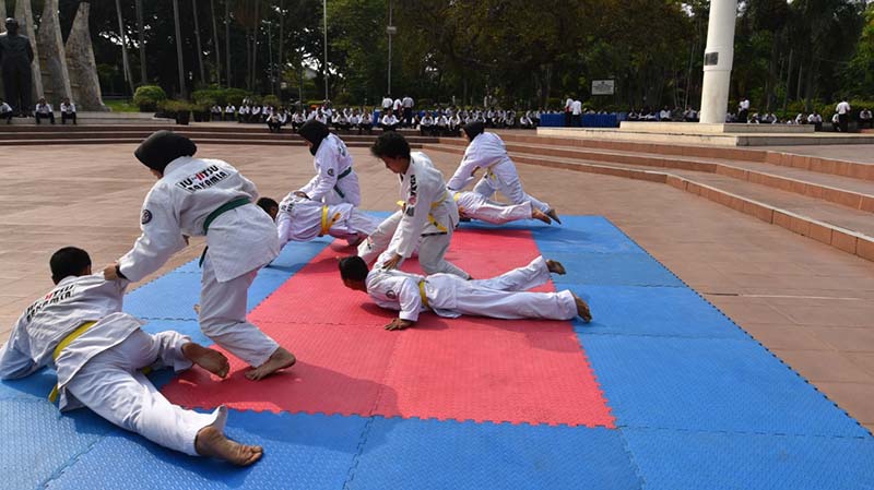 Jujitsu Bakamla RI Pukau Puluhan Awak Media Jujitsu Bakamla RI Pukau Puluhan Awak Media