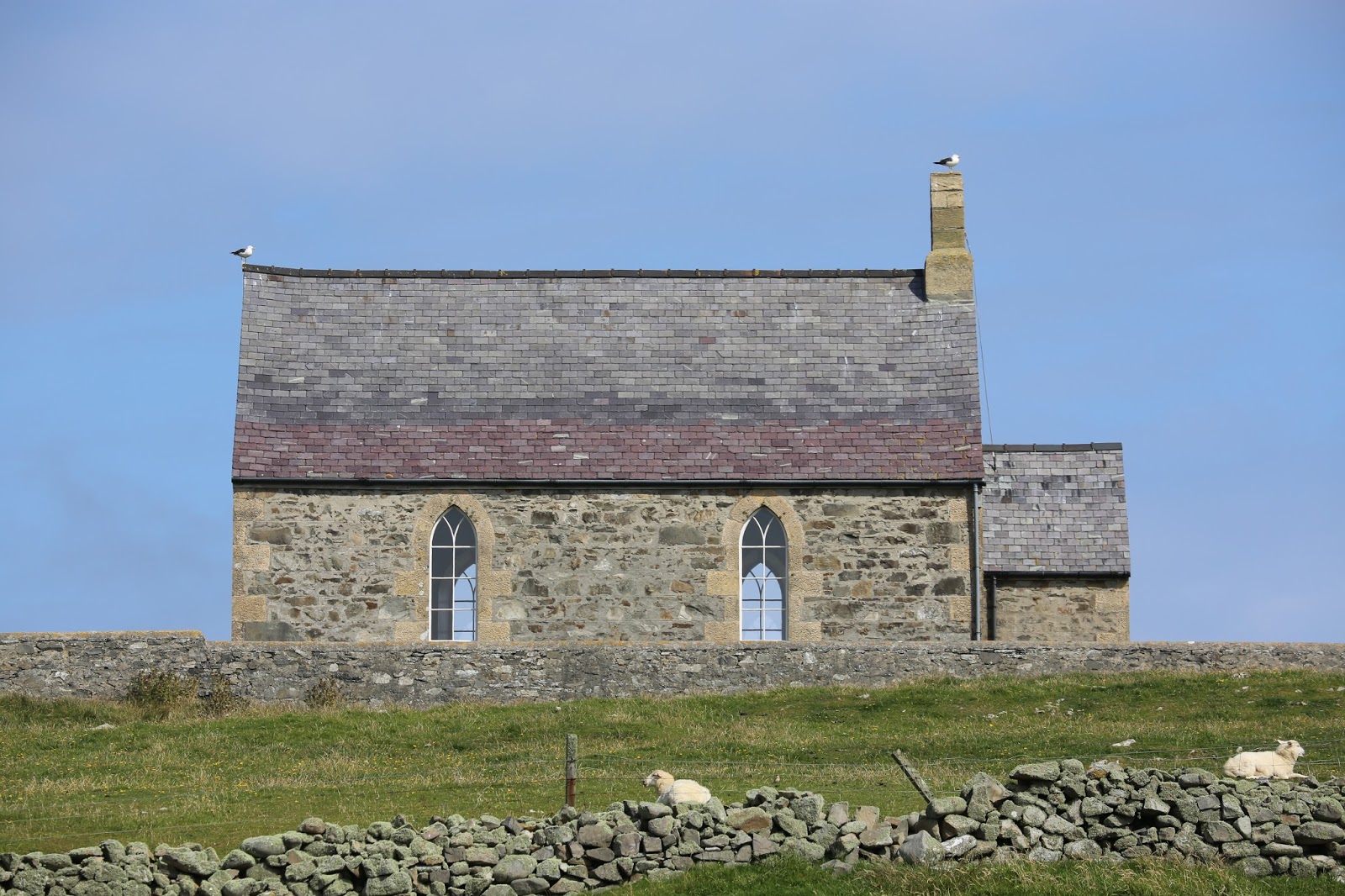 voussoirs FAIR ISLE CHAPEL SIMPLE WONDER