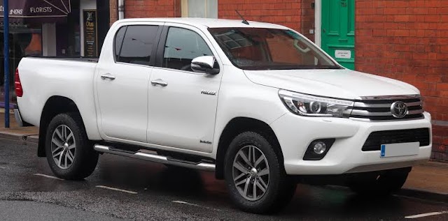 Toyota Hilux: Pick-up truck for India!!