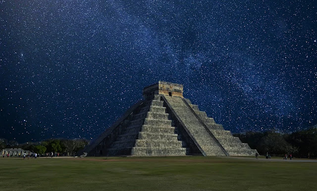 चीचेन इट्ज़ा पिरामिड , मेक्सिको