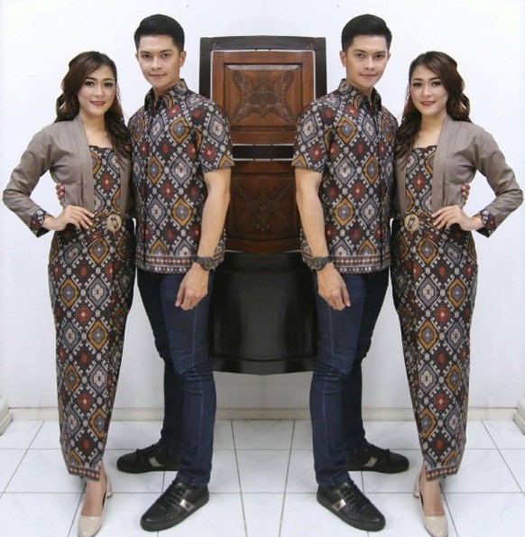 30 Model  Baju  Kebaya  Batik Couple  Modern Terbaru 2020