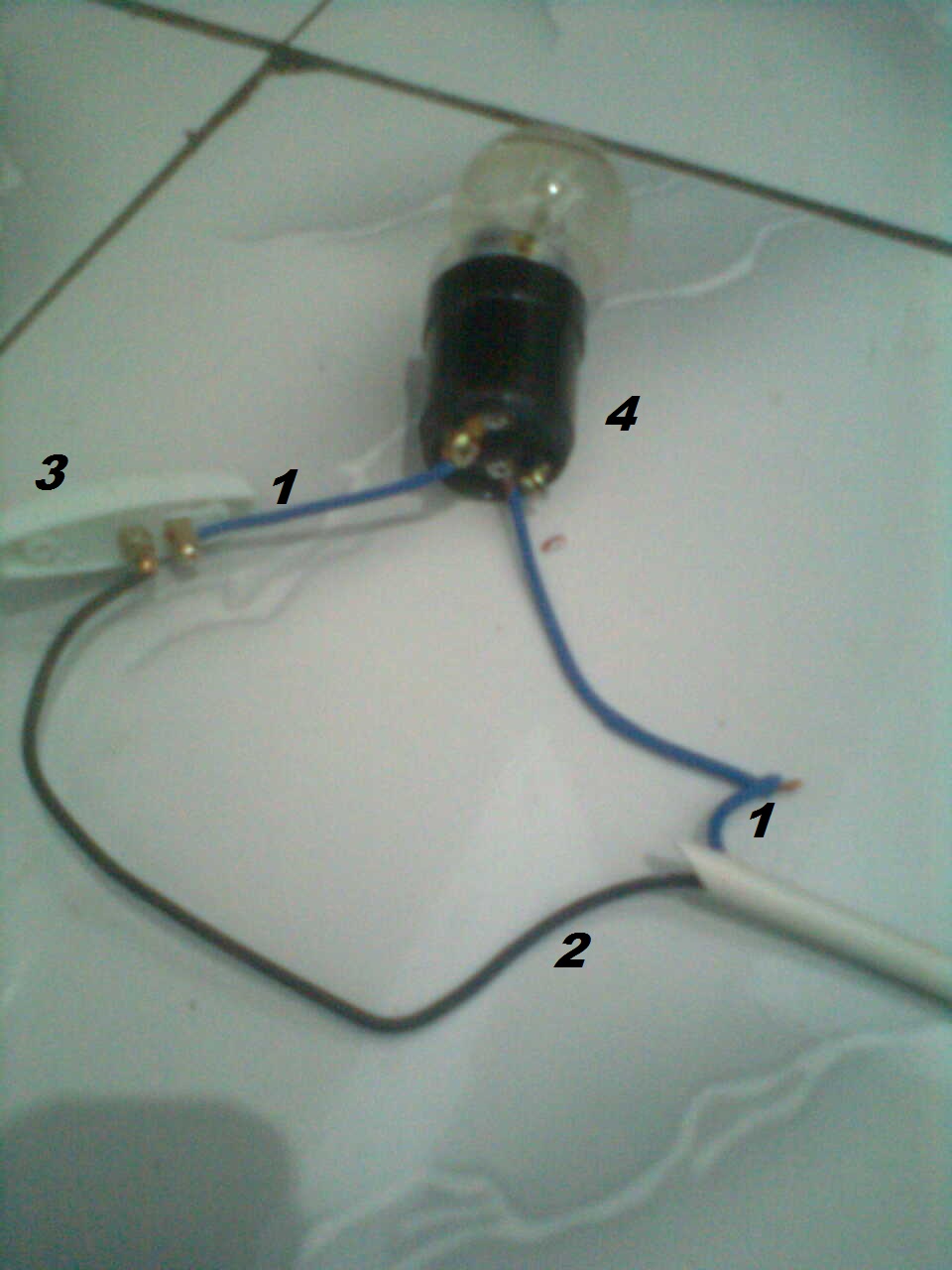 Simak 10+ Cara Pasang 2 Lampu 1 Saklar, Paling Seru!