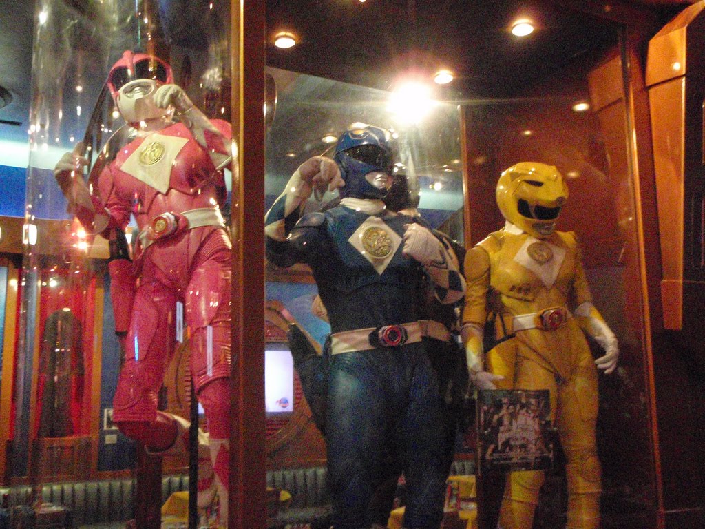 Henshin Grid: Just Ideas: Possible Power Rangers Theme Park Attractions?