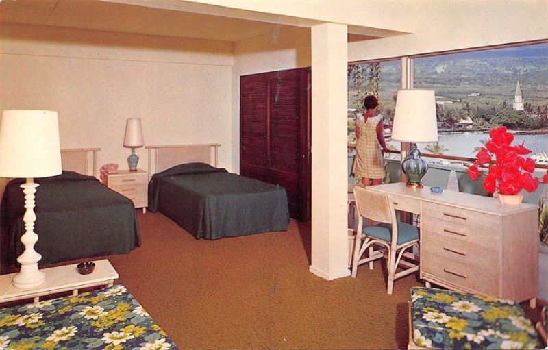 Vintage Postcards of Hotel and Motel Rooms From the 1960s to 1970s