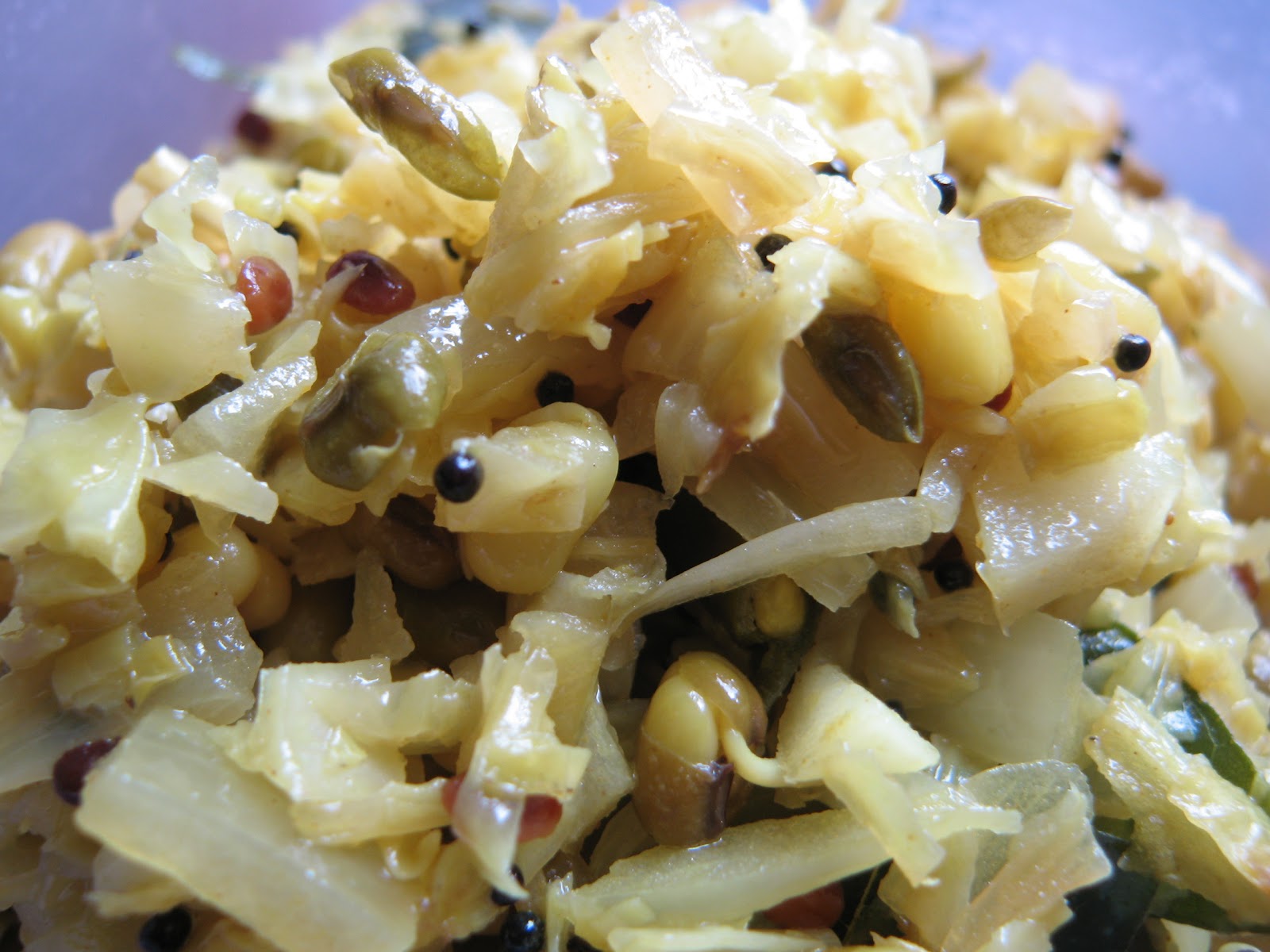 Spiced Cabbage Green Gram / ಕ್ಯಾಬೇಜ್ ಹೆಸರುಕಾಳಿನ ಪಲ್ಯ Recipe world