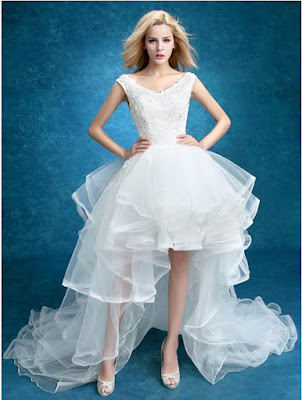 uk.millybridal.org/product/unique-a-line-v-neck-tulle-with-appliques-lace-asymmetrical-high-low-wedding-dresses-ukm00022859-20058.html?utm_source=minipost&utm_medium=2368&utm_campaign=blog