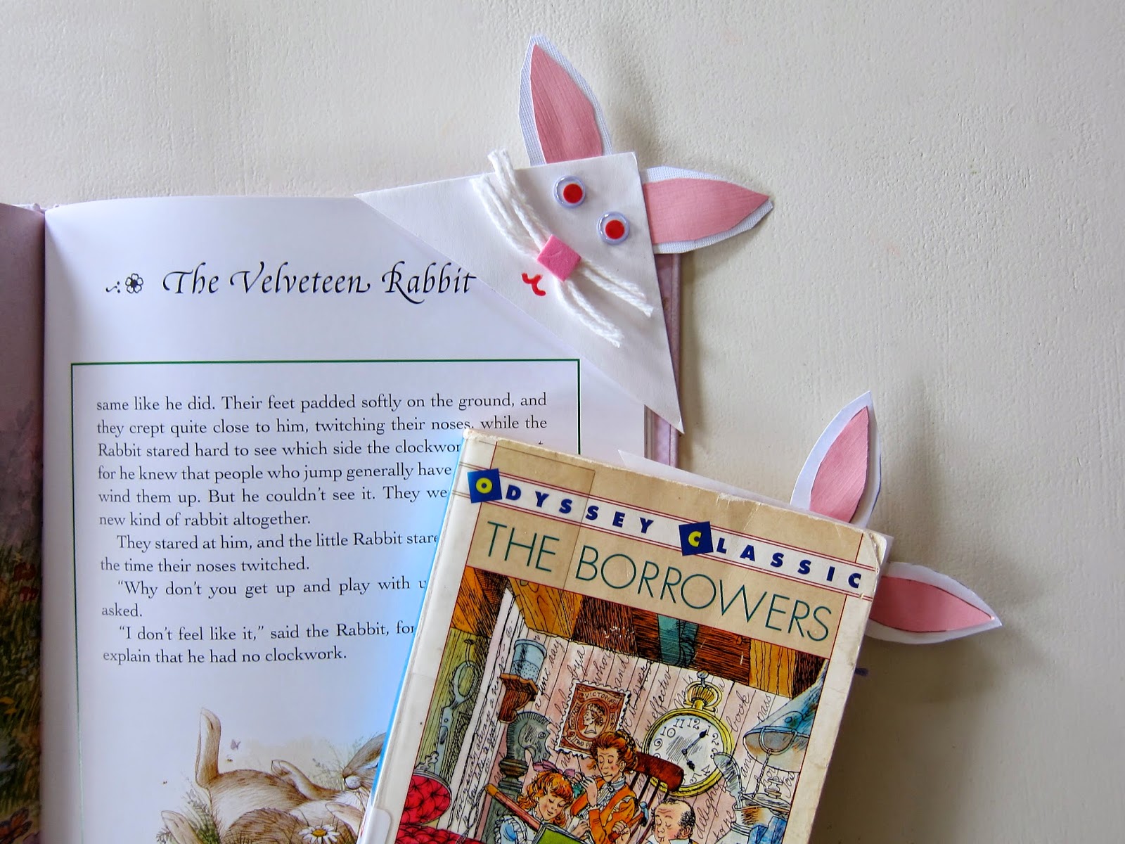 Easter Bunny Bookmark made from paper and pipe cleaners