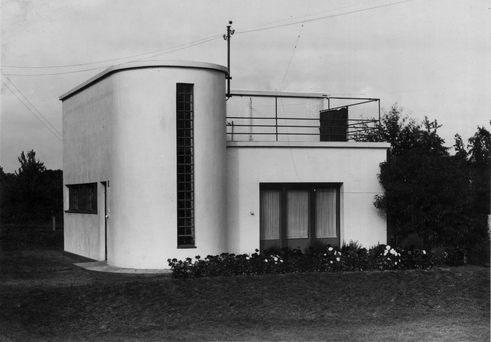 Pinacotheque Virtuelle Carl Fieger Du Bauhaus A La Bauakademie