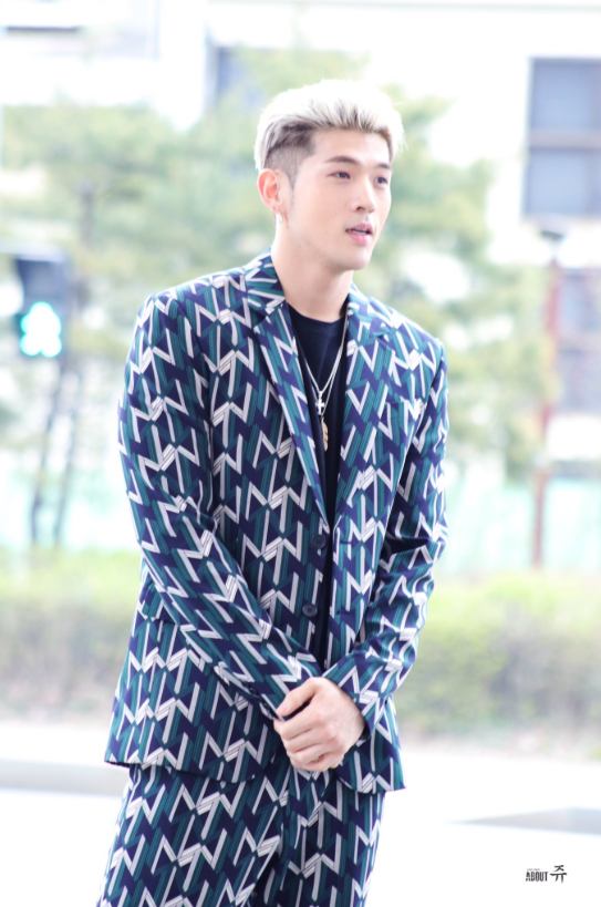 뱀셉즈 둘이서만 저세상 여행텐션ㅋㅋㅋㅋㅋㅋㅋㅋ | 인스티즈