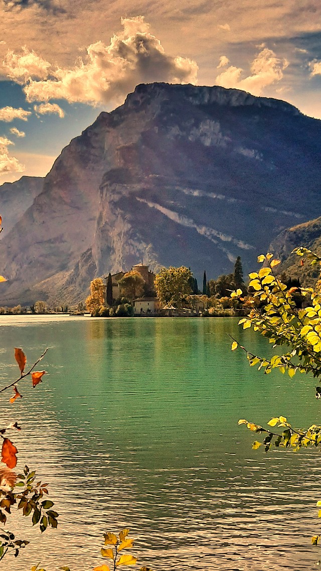 lago di toblino passeggiata cosa vedere